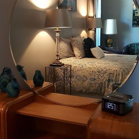 The Muse Gallery Guesthouse Милуоки Экстерьер фото