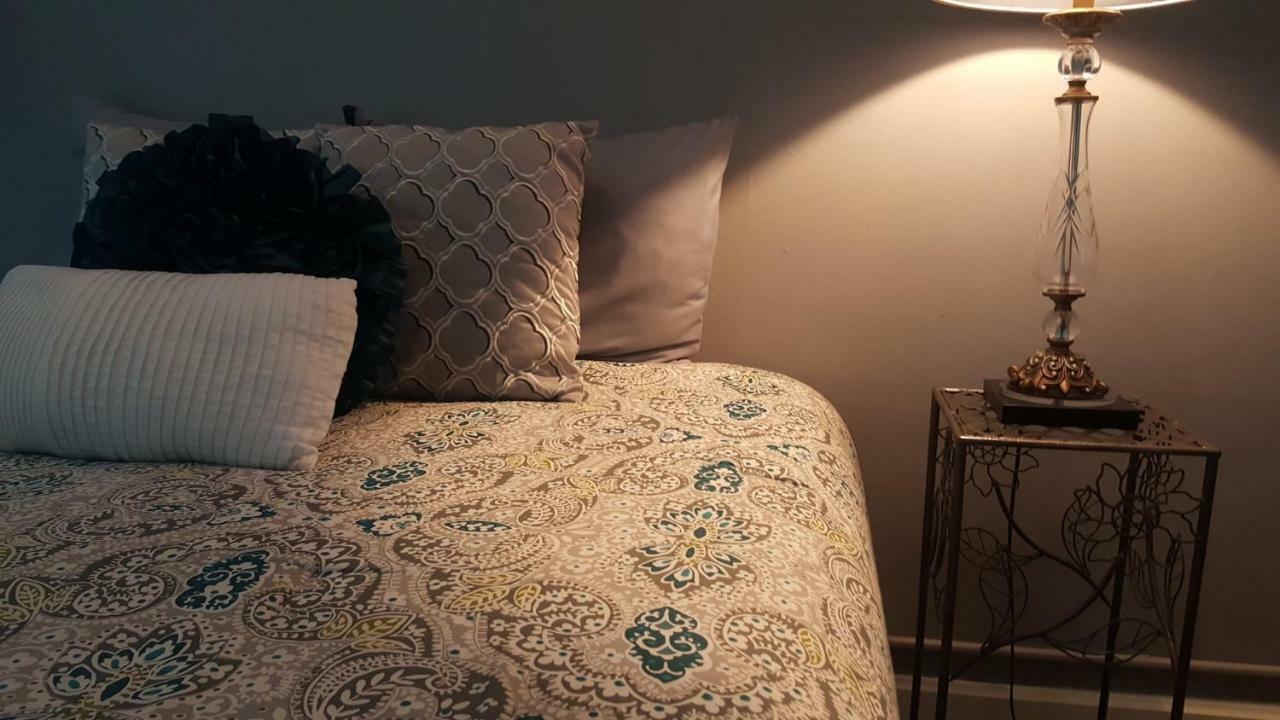 The Muse Gallery Guesthouse Милуоки Экстерьер фото